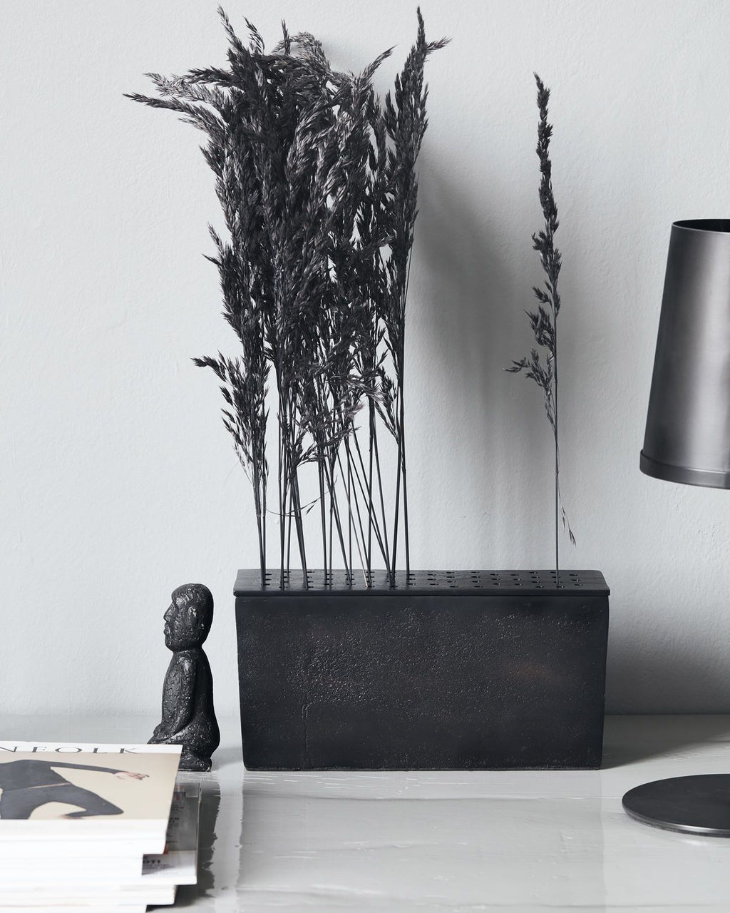 Vase i bruneret messing