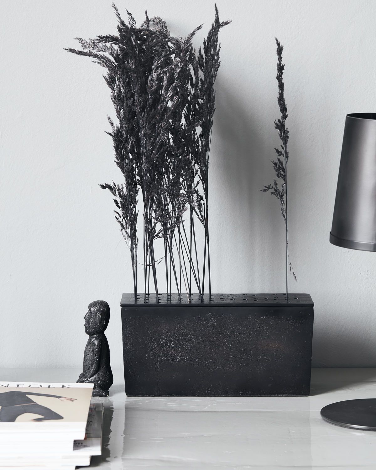 Vase i bruneret messing