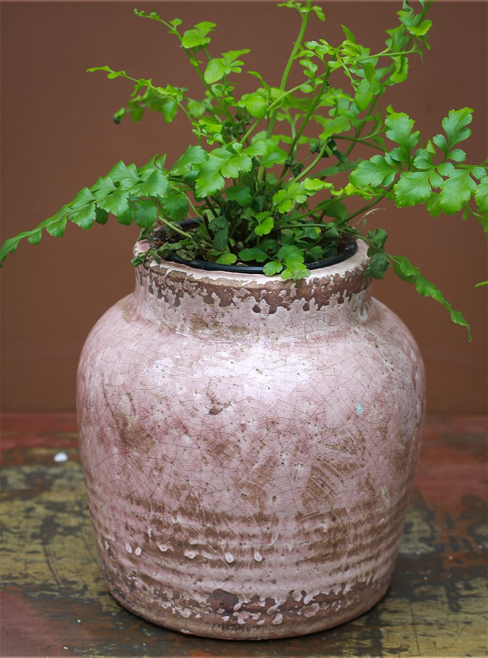 Krukke med rustik rosa glasur