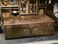 Gammel metal kuffert