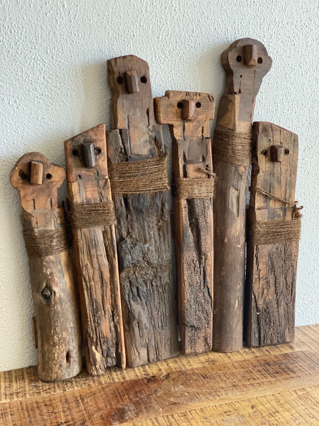 Vægdekoration - 6 Stolte Skabninger