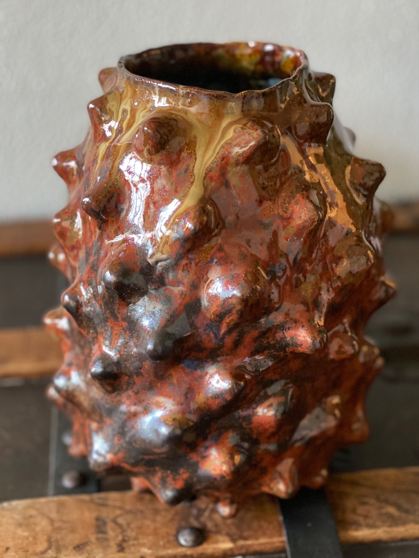 Stor skulpturvase