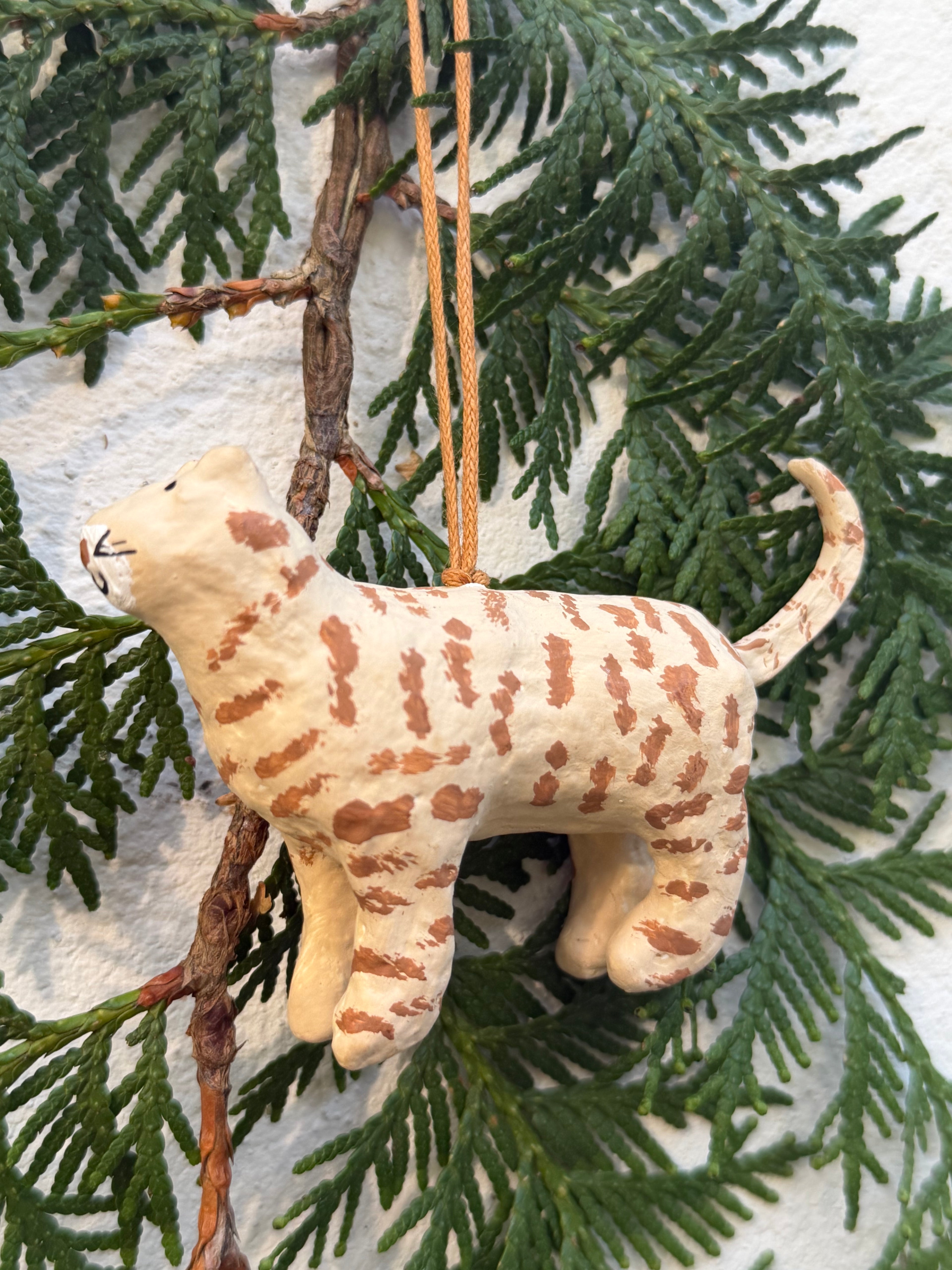 Papmaché-eventyr – håndlavet julepynt med sjæl