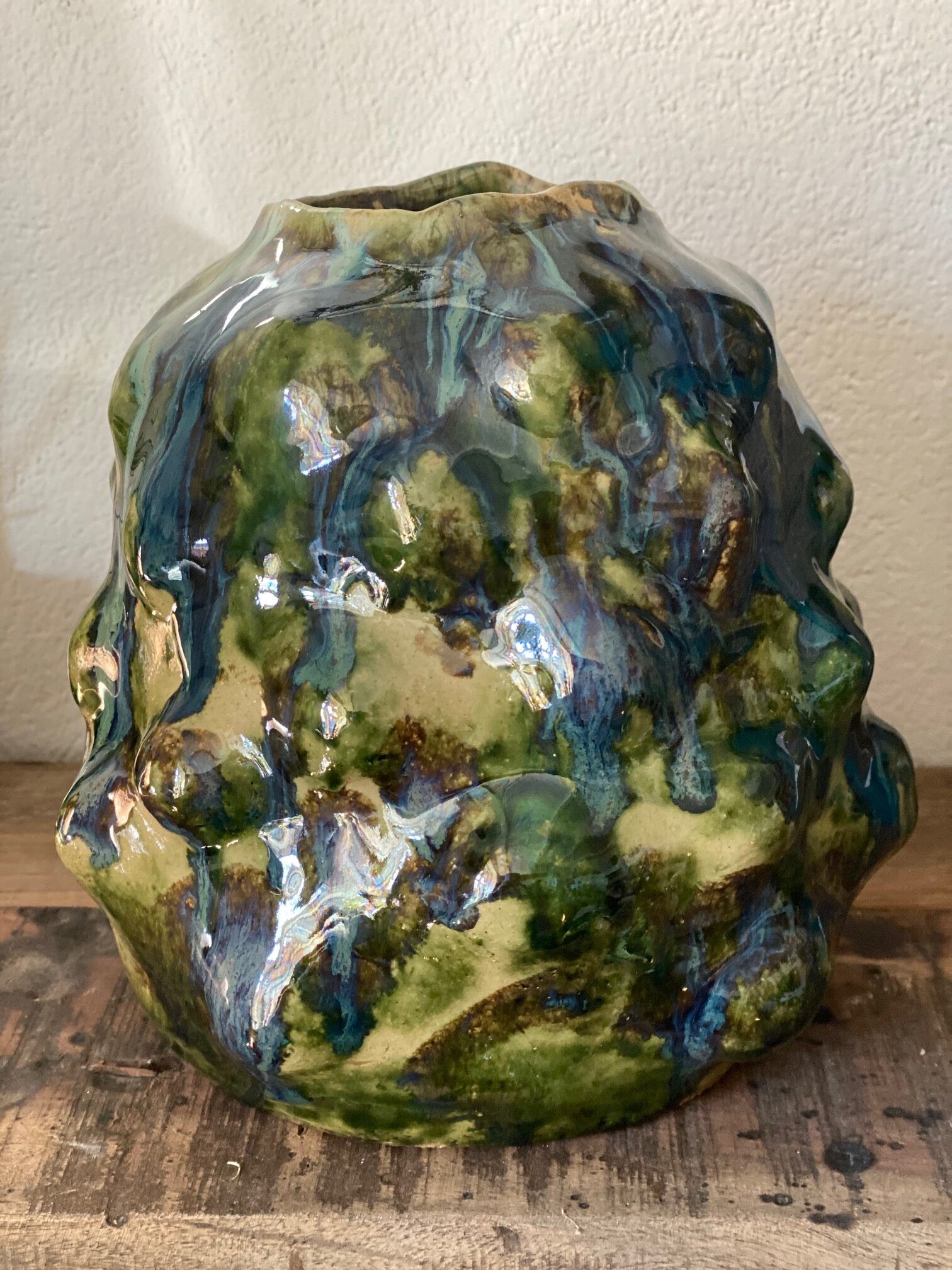 Skulptur-vase med knopper