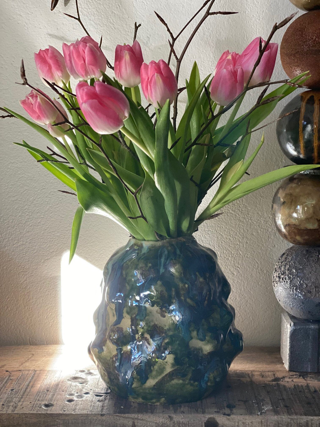 Skulptur-vase med knopper