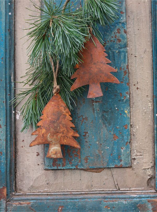 juletræ i rustmetal